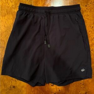 ALO Yoga 5” Revival 2-in-1 Short